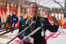 Servicio militar podría volver a ser obligatorio en Alemania si no hay voluntarios, dice ministro