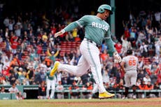 Sencillo impulsor de Devers lleva a victoria 6-5 de Medias Rojas sobre Baltimore en la décima