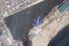 Corea del Norte detiene a tres funcionarios de astillero por fallida botadura de destructor naval