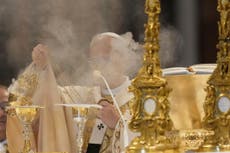 El papa León XIV declara: "¡Soy romano!", al completar formalidades como obispo de Roma