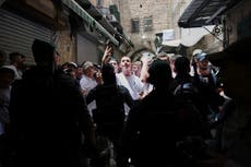 Nacionalistas israelíes se reúnen en Jerusalén coreando "muerte a los árabes" para una marcha anual