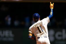Chourio abre el juego con jonrón y Cerveceros derrotan 3-2 a Medias Rojas