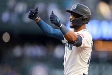 Rodríguez y Raleigh pegan jonrones consecutivos y Marineros arrollan 9-1 a Nacionales