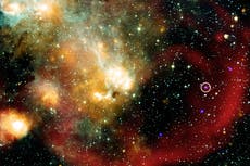 Algo parpadea desde el espacio y los científicos no saben qué es