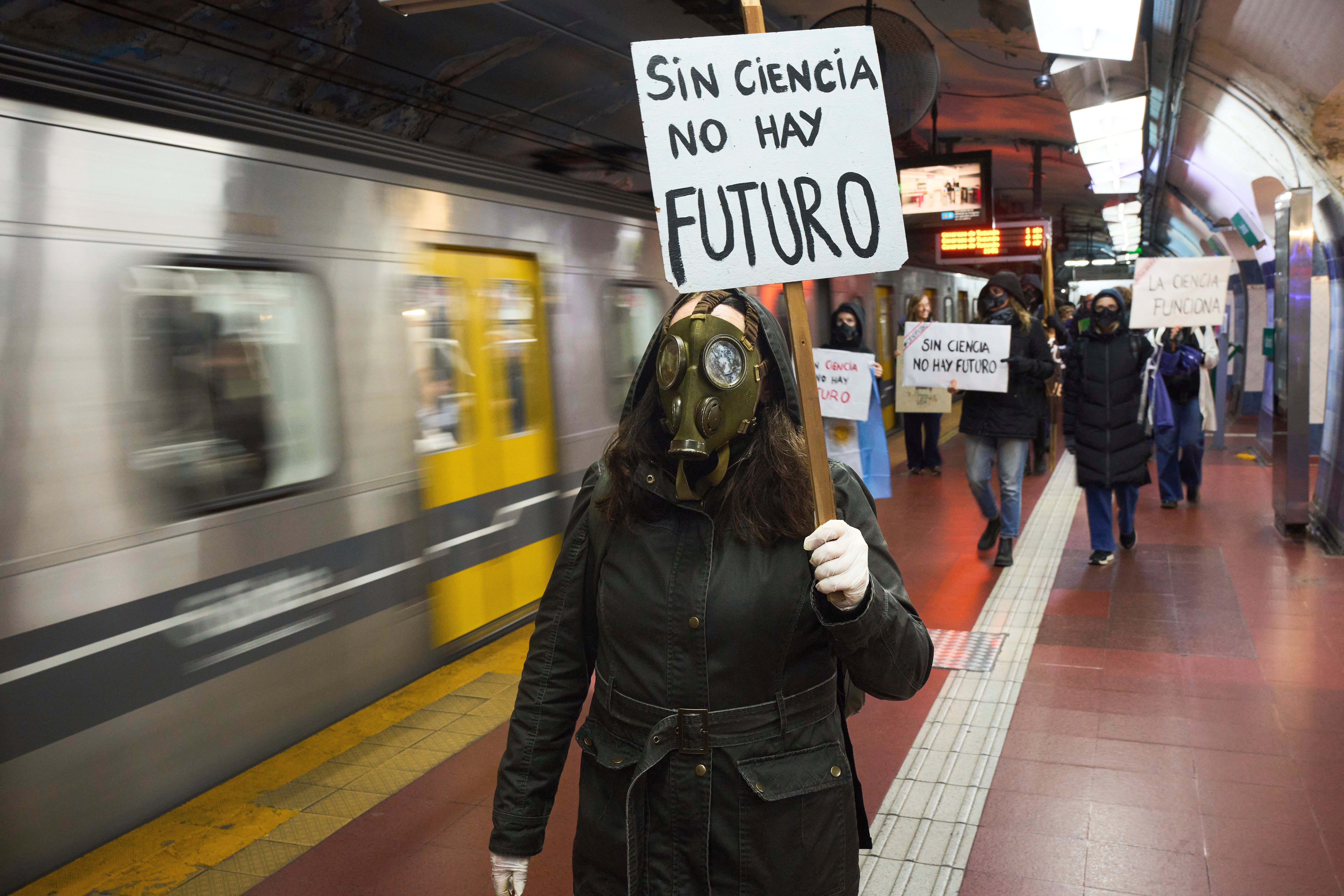 ARGENTINA-CIENCIA PROTESTA