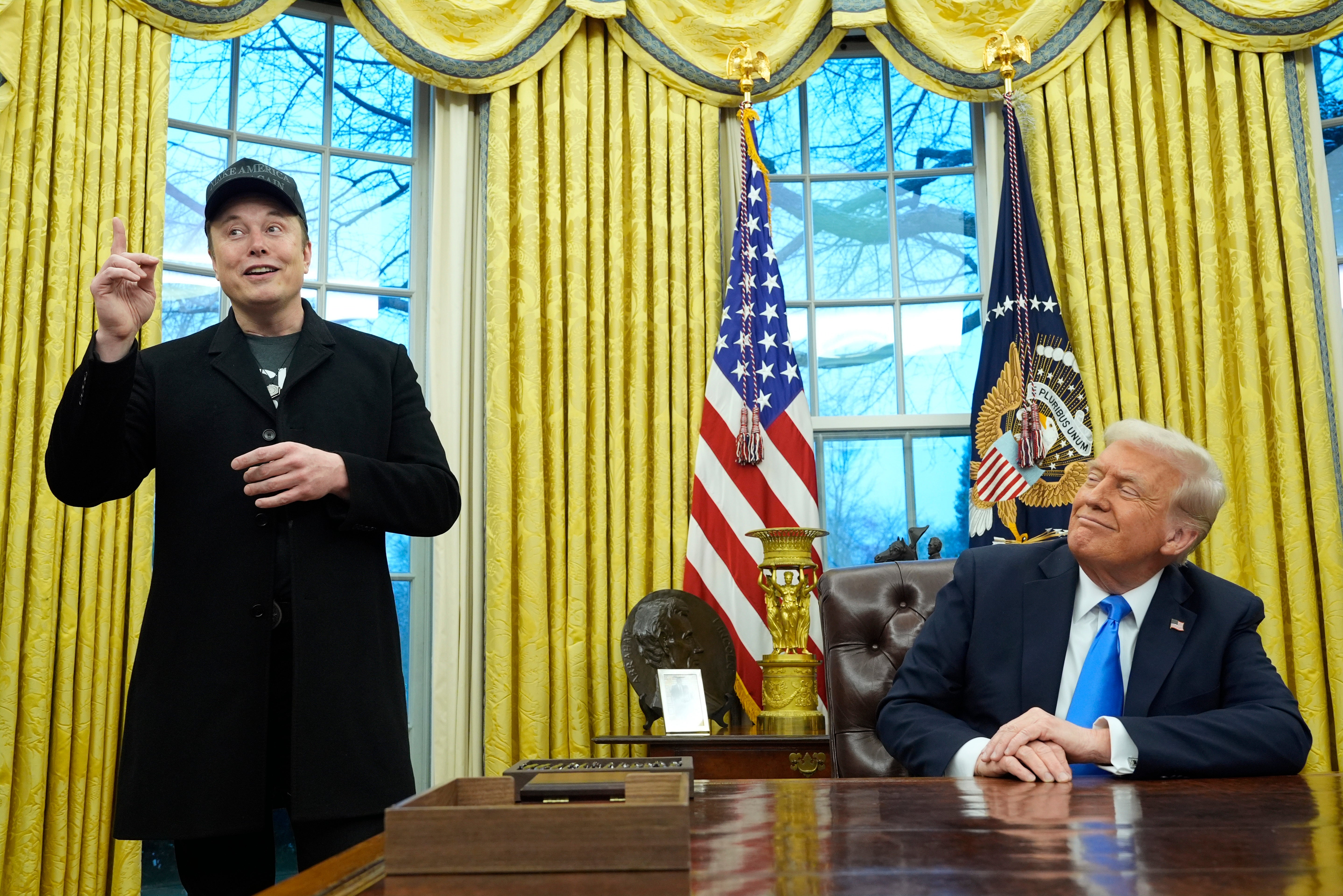Trump y la Casa Blanca no respondieron en concreto al anuncio de Musk, pero un portavoz señaló a ‘The Independent’ los comentarios de la secretaria de prensa Karoline Leavitt en una rueda de prensa el jueves
