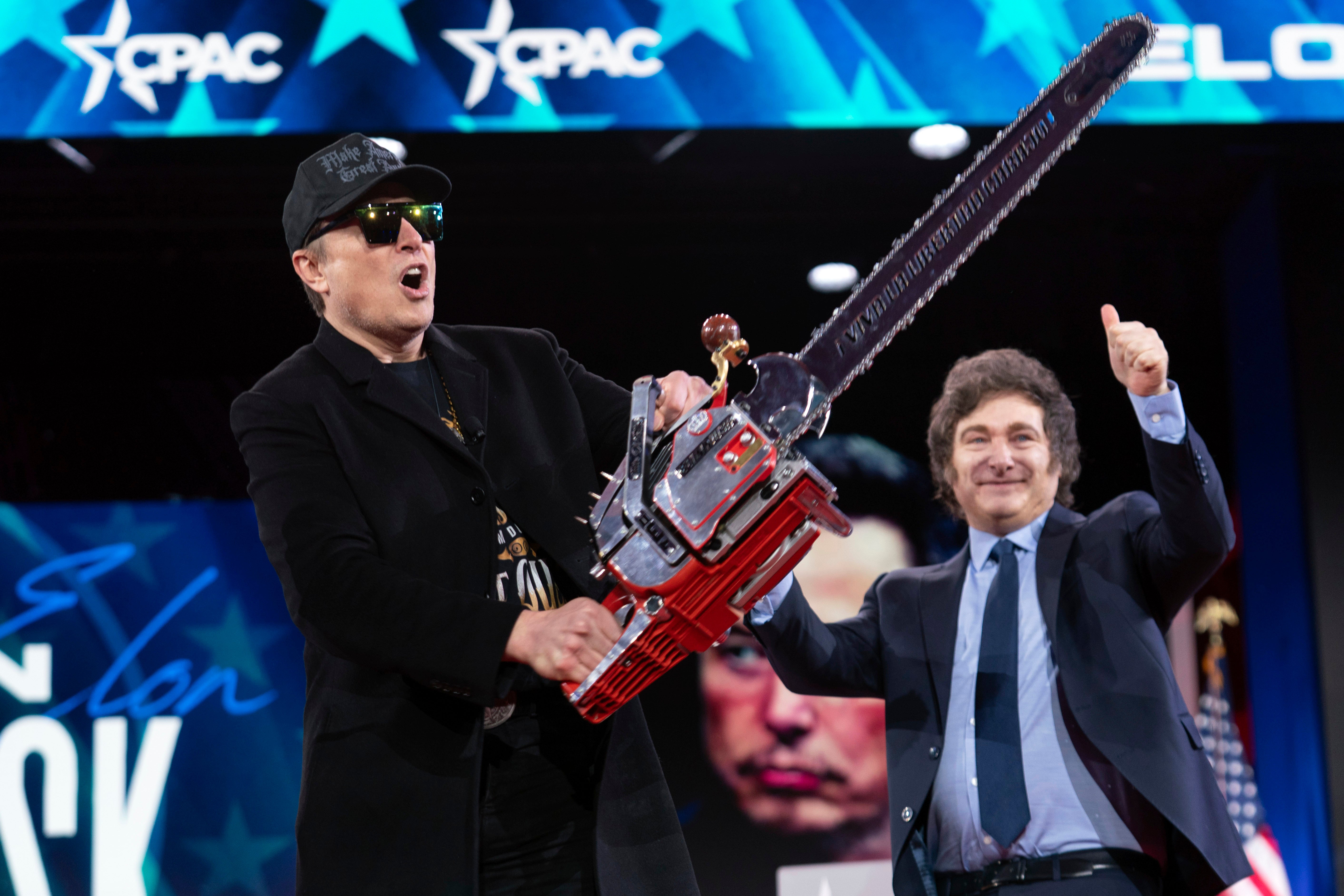 Musk describió su estado mental como “una tormenta” durante una extraña aparición en la Conferencia Política de Acción Conservadora (CPAC), celebrada en febrero tras la investidura de Trump