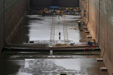 Cinco días sin agua: el histórico Canal de Panamá vacía una de sus esclusas para mantenimiento