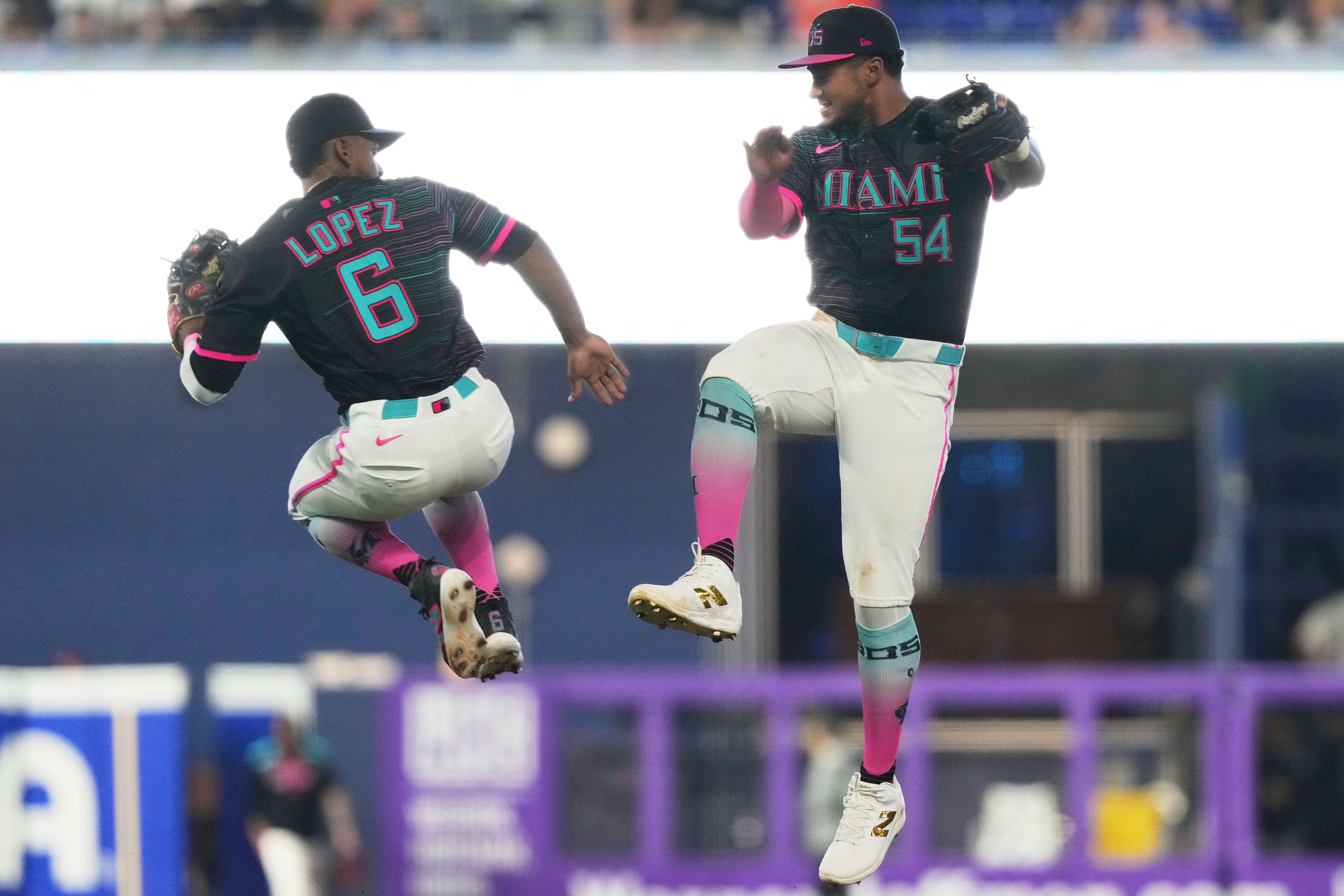 GIGANTES MARLINS
