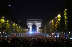 Mueren dos aficionados y un policía está en coma tras celebraciones de Champions League en Francia