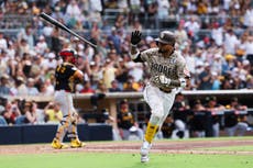Machado conecta jonrón en victoria de Padres 6-4 sobre Piratas