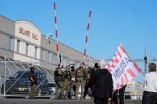 Corte Suprema escuchará apelación de centro de detención por pagos de 1 dólar diario a migrantes