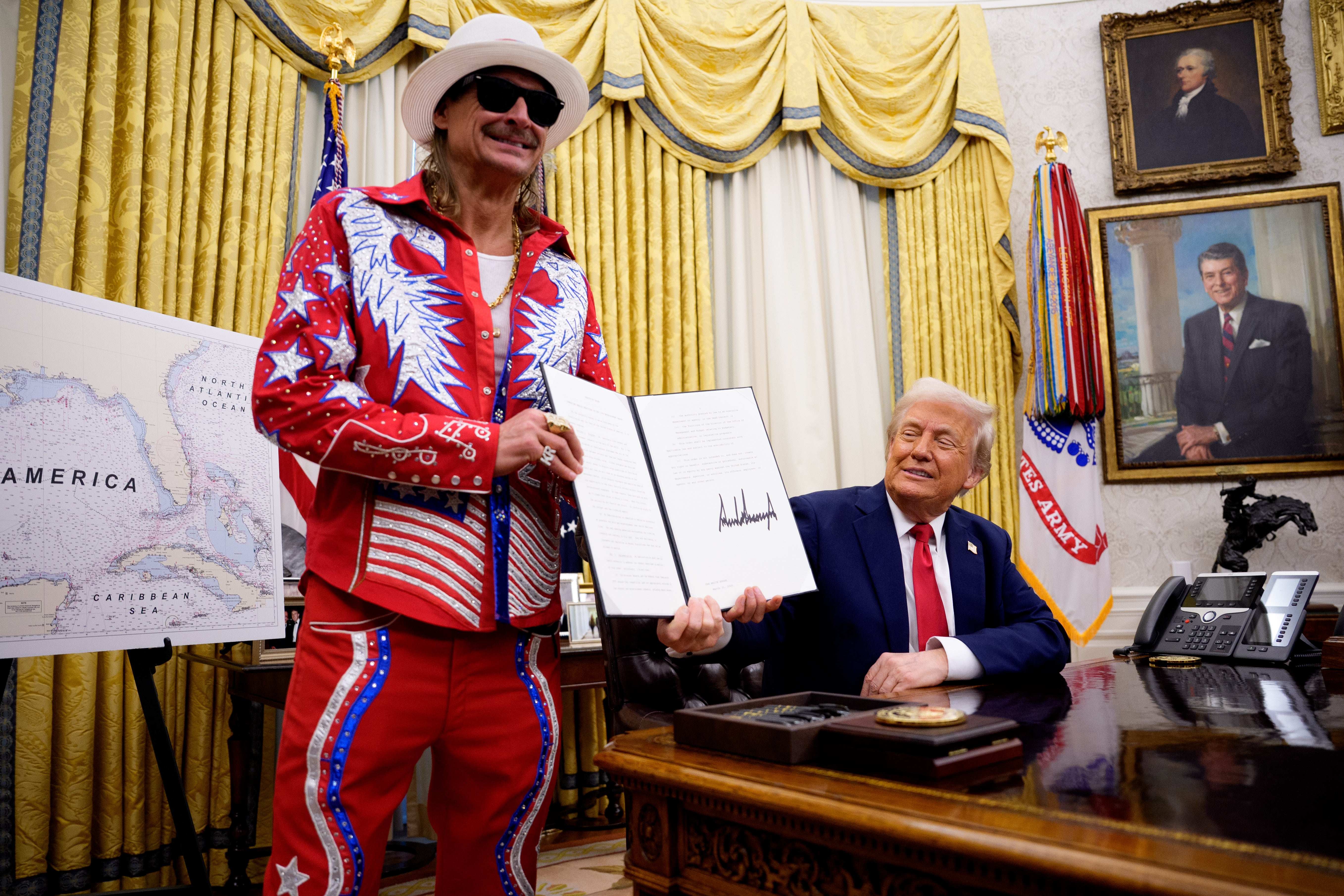 Kid Rock, uno de los famosos más fieles seguidores de Trump, subirá al escenario durante el espectáculo de medio tiempo del evento rival de Turning Point USA