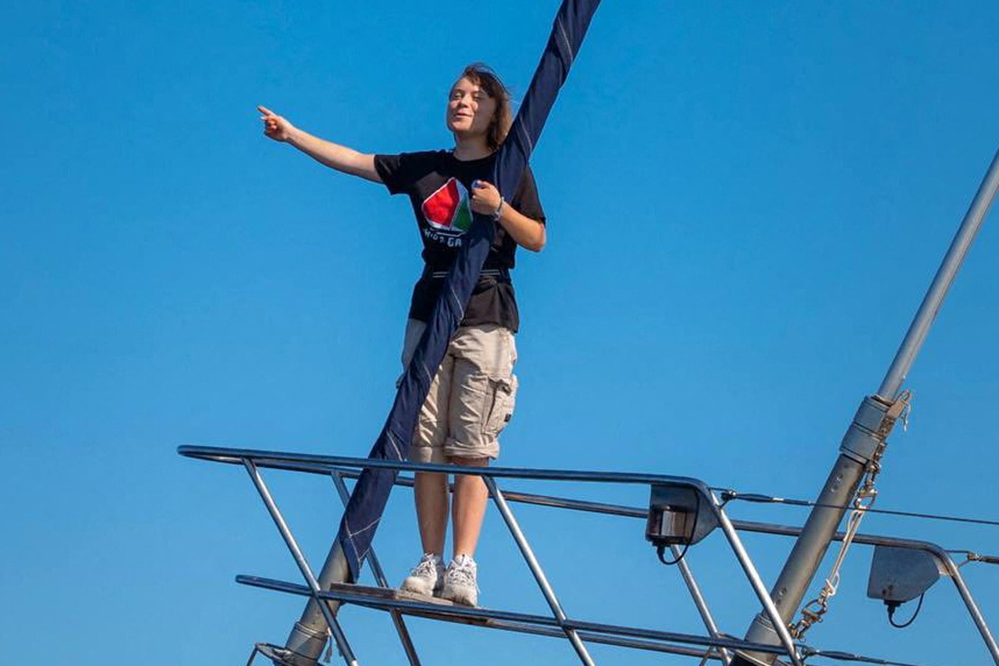 La activista Greta Thunberg a bordo del buque humanitario Madleen, rumbo a Gaza