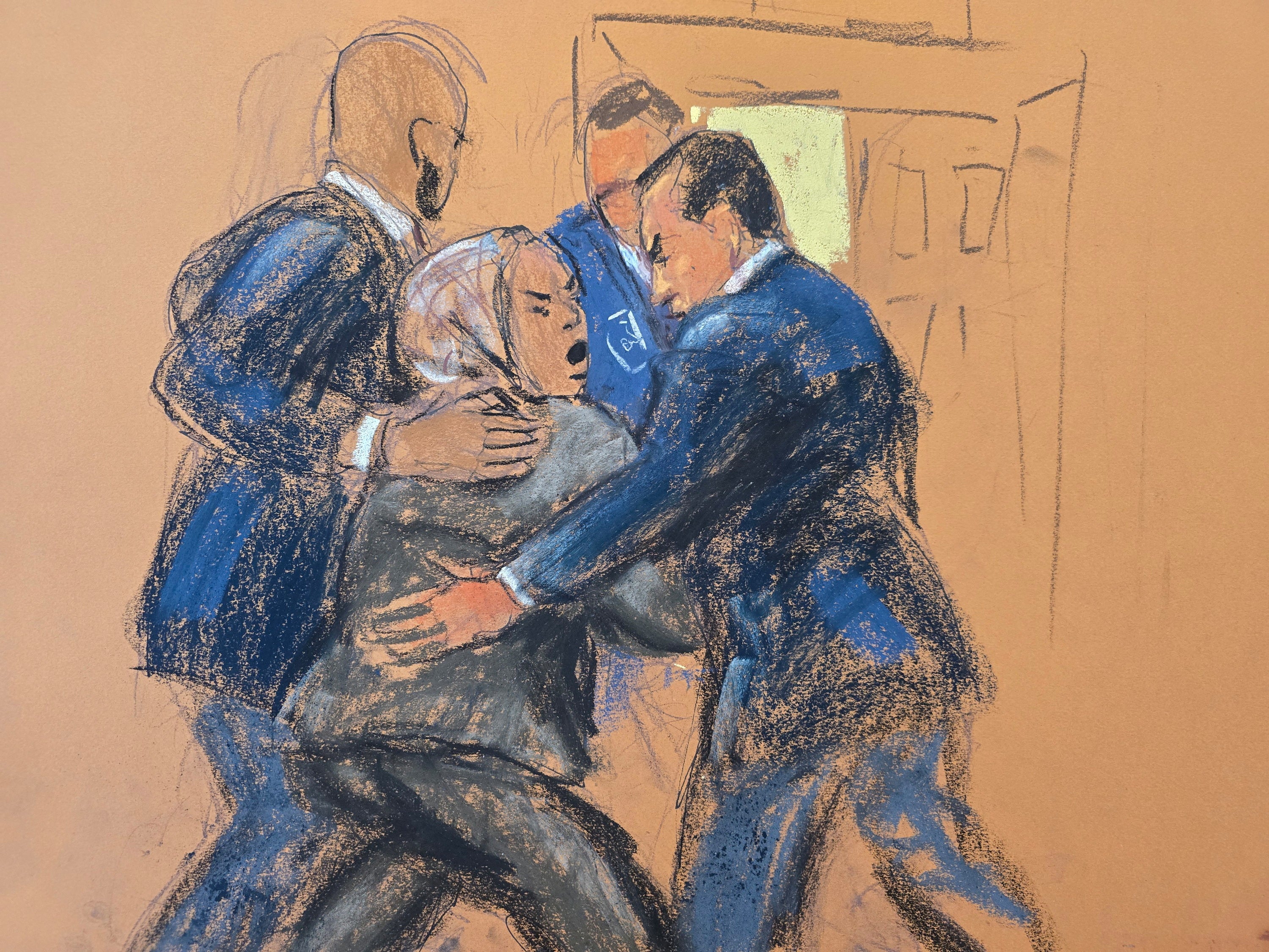 La policía sacó a la fuerza a una seguidora de Sean “Diddy” Combs de un tribunal en Nueva York, luego de que lanzara una serie de insultos en pleno arranque de furia