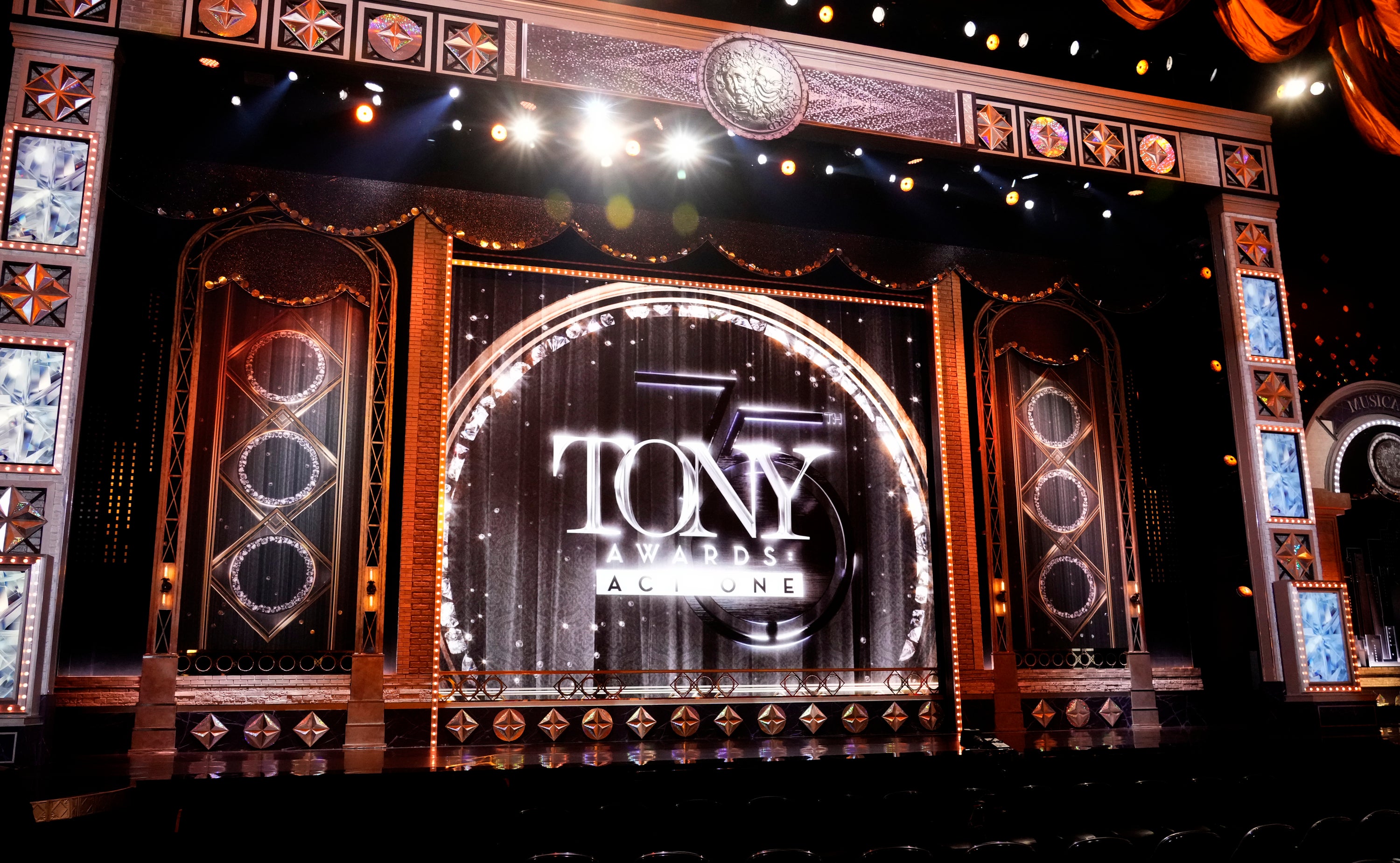 PREMIOS TONY-GUIA