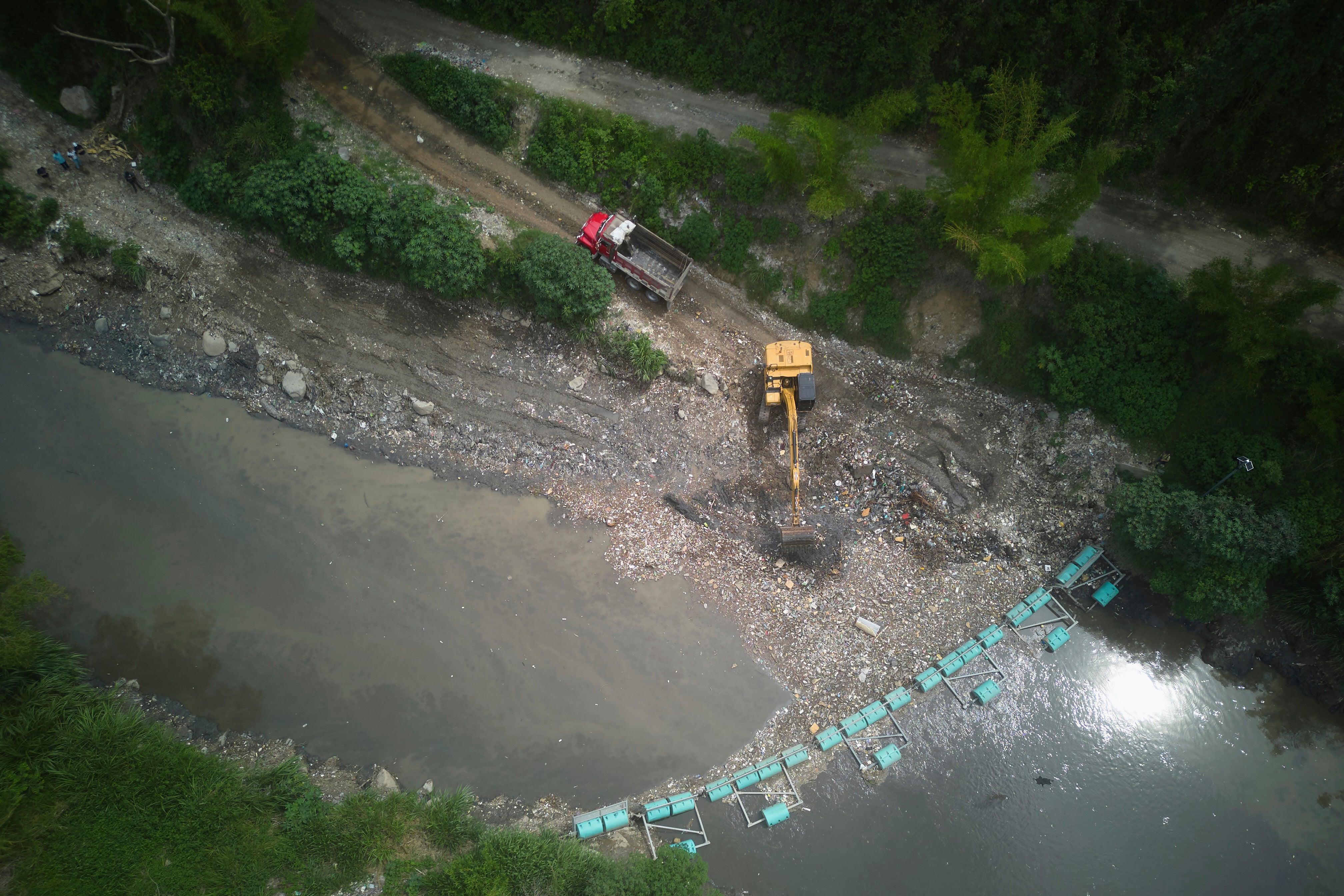 Guatemala: ONG busca limpiar ríos y evitar que el plástico llegue al mar
