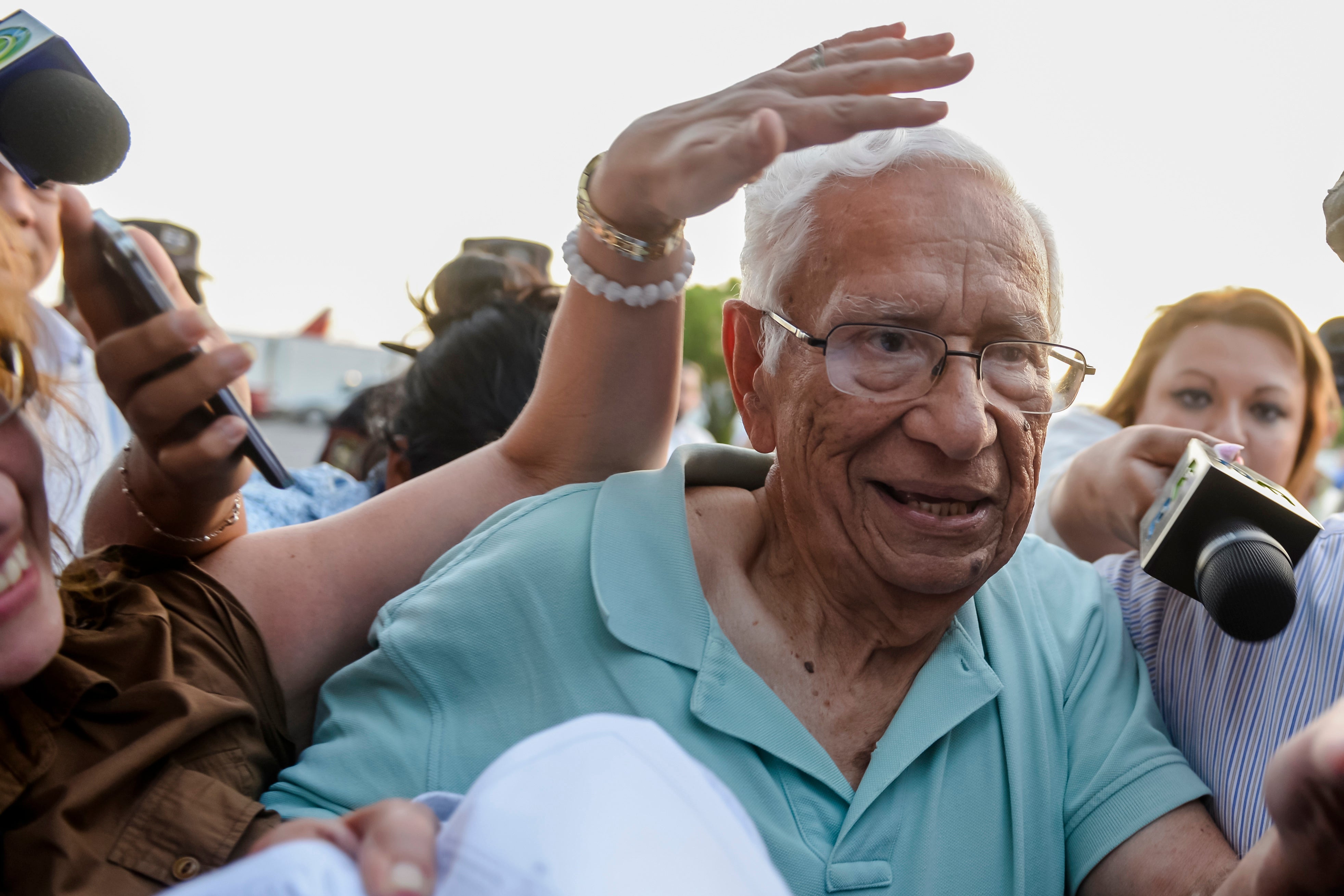 EL SALVADOR-PERIODISTAS HOLANDESES