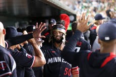 Castro conecta 2 jonrones y Mellizos arrollan 10-3; Atléticos sufren su 8va derrota seguida