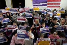 AP Explica: Las nuevas reglas de ingreso a EEUU tras el anuncio de Trump