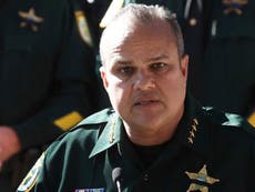 Florida: Jefe policial arrestado en investigación sobre apuestas