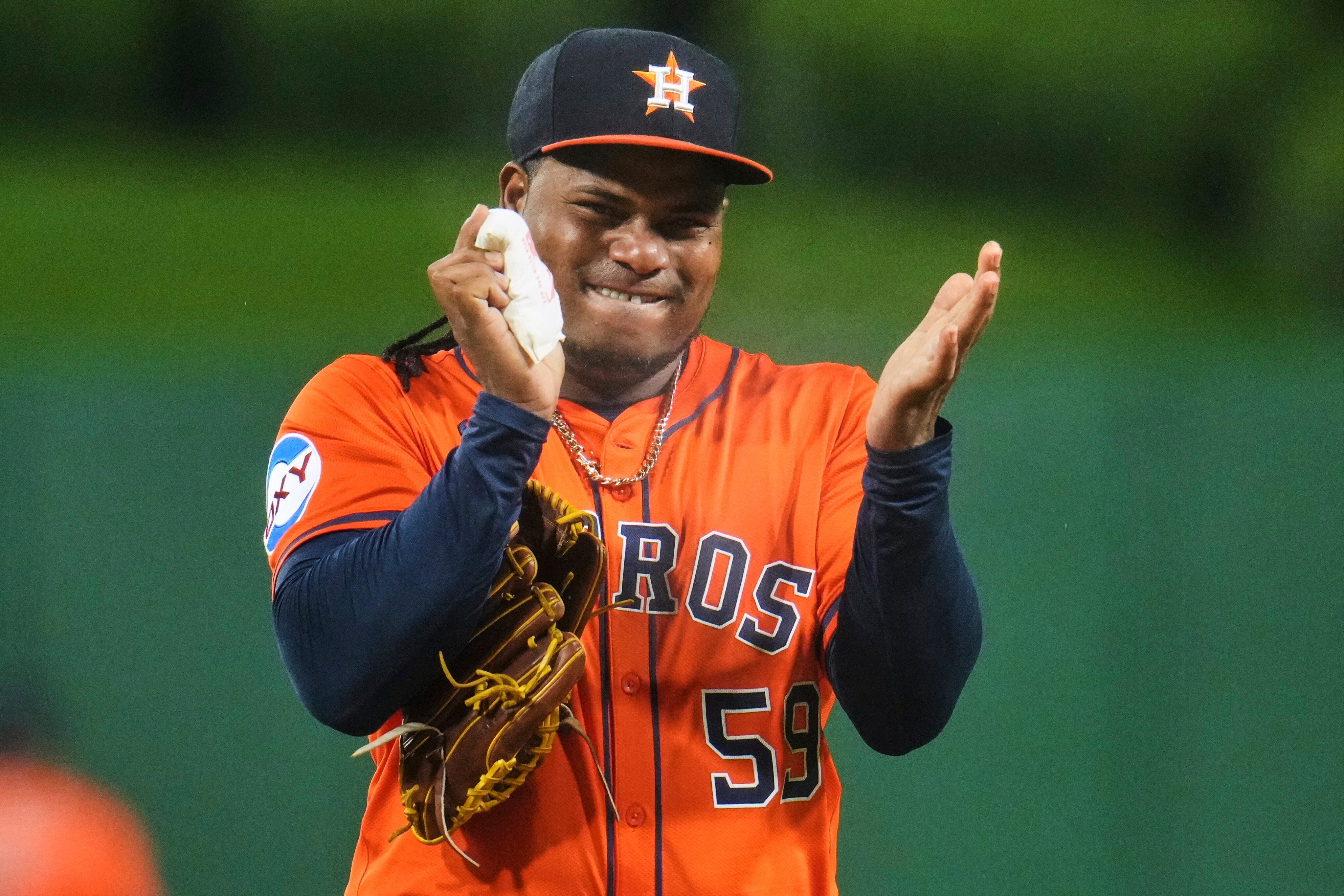 ASTROS PIRATAS