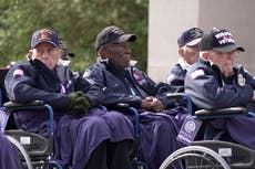 Veteranos del Día D regresan a Normandía para conmemorar su 81º aniversario