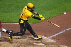 Adam Frazier logra 3 hits y anota la carrera del triunfo de Piratas, 5-4 ante Filis