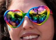Miles celebran el Orgullo Mundial LGBTQ+ en Washington en medio de amenazas a la comunidad