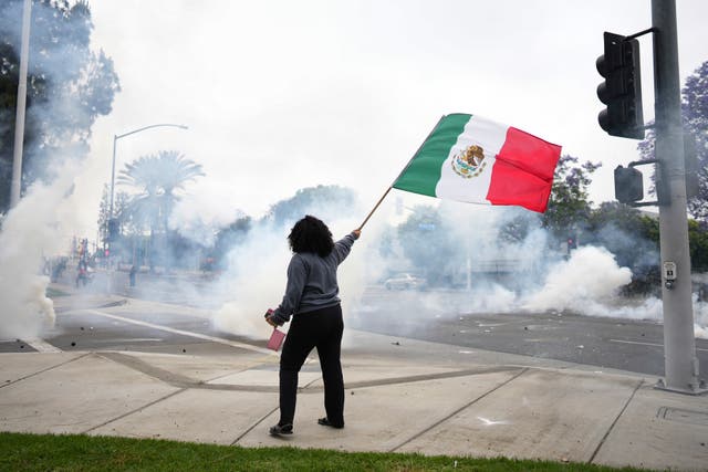 LOS ÁNGELES-REDADAS MIGRATORIAS