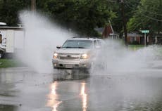 Al menos dos muertos por tormentas en sur de EEUU
