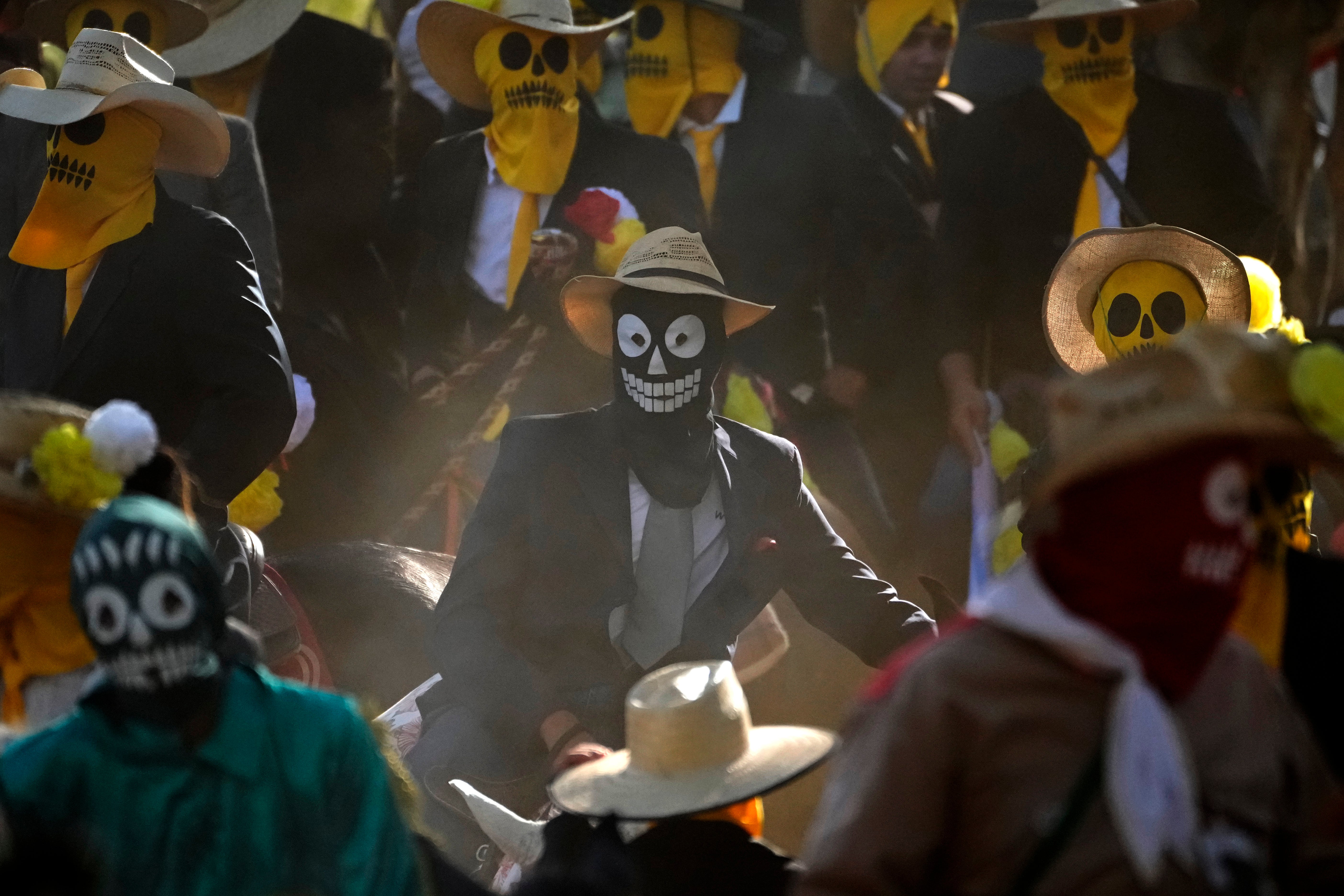 AP Fotos: El festival Cavalhadas de Brasil celebra al Espíritu Santo