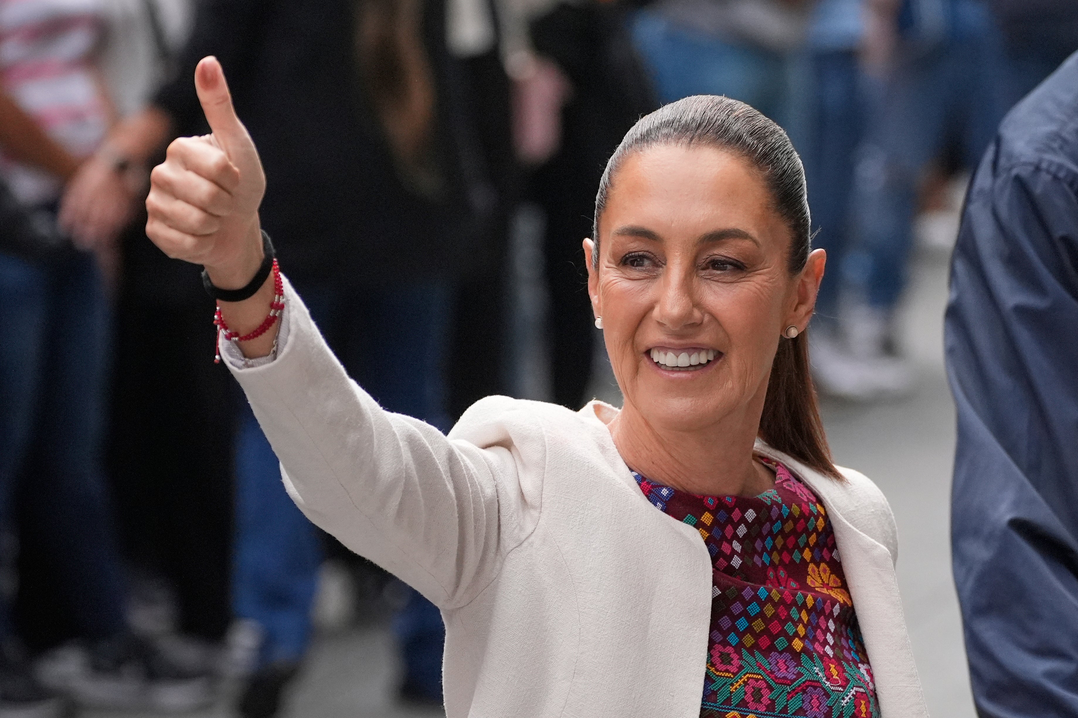 Sheinbaum niega haber alentado protestas en Los Ángeles y sugiere a EEUU reforma migratoria integral