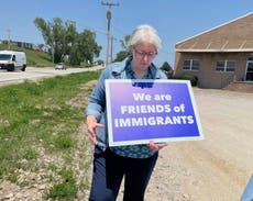 Redada de inmigración en planta de alimentos de Omaha genera protestas y preocupación