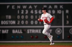 Gran atrapada y primer hit de Anthony en las mayores dan a Medias Rojas victoria 3-1 sobre Rays