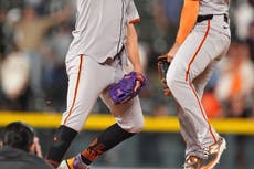 Hit de Yastrzemski corona 9º inning de 4 carreras; Gigantes se imponen 6-5 a Rockies