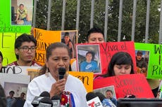Redadas en California sacuden a comunidades inmigrantes, incluso a quienes están legalmente en EEUU