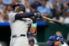 Jonrón de 469 pies de Judge y 5 impulsadas de Wells dan triunfo a Yankees, 10-2 sobre Reales