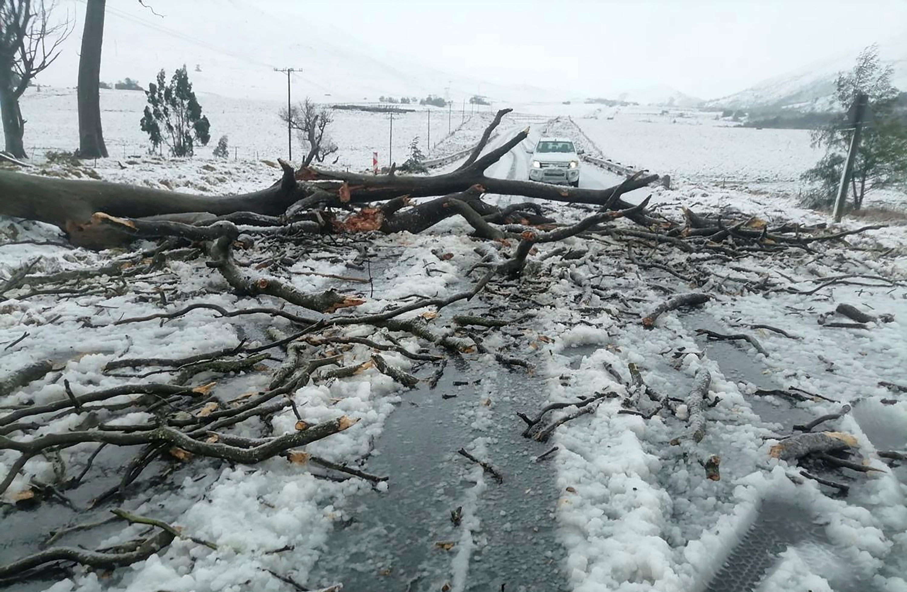 Al menos 49 muertos por inundaciones en Sudáfrica