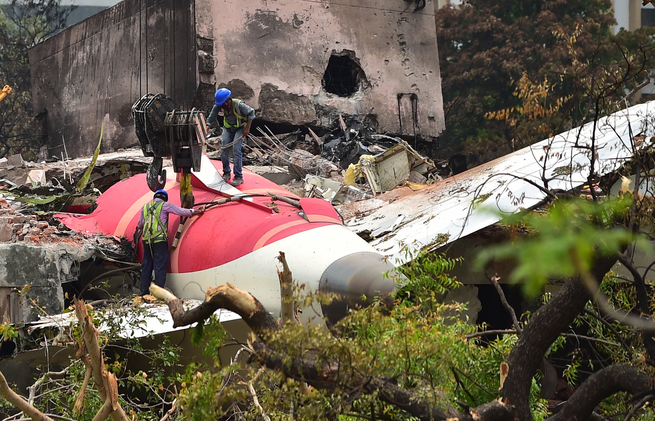 Accidente de Air India: recuperan la caja negra de la cabina del fatídico vuelo