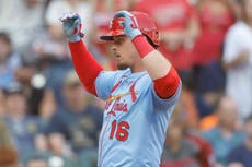 Gorman y Contreras conectan vuelacercas y Cardenales vencen 8-5 a Cerveceros para cortar mala racha