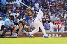Happ conecta sencillo decisivo en la 10ma y Cachorros vencen 3-2 a Piratas