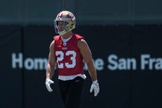 McCaffrey espera que una pretemporada más larga mejore su salud en 2025 con los 49ers