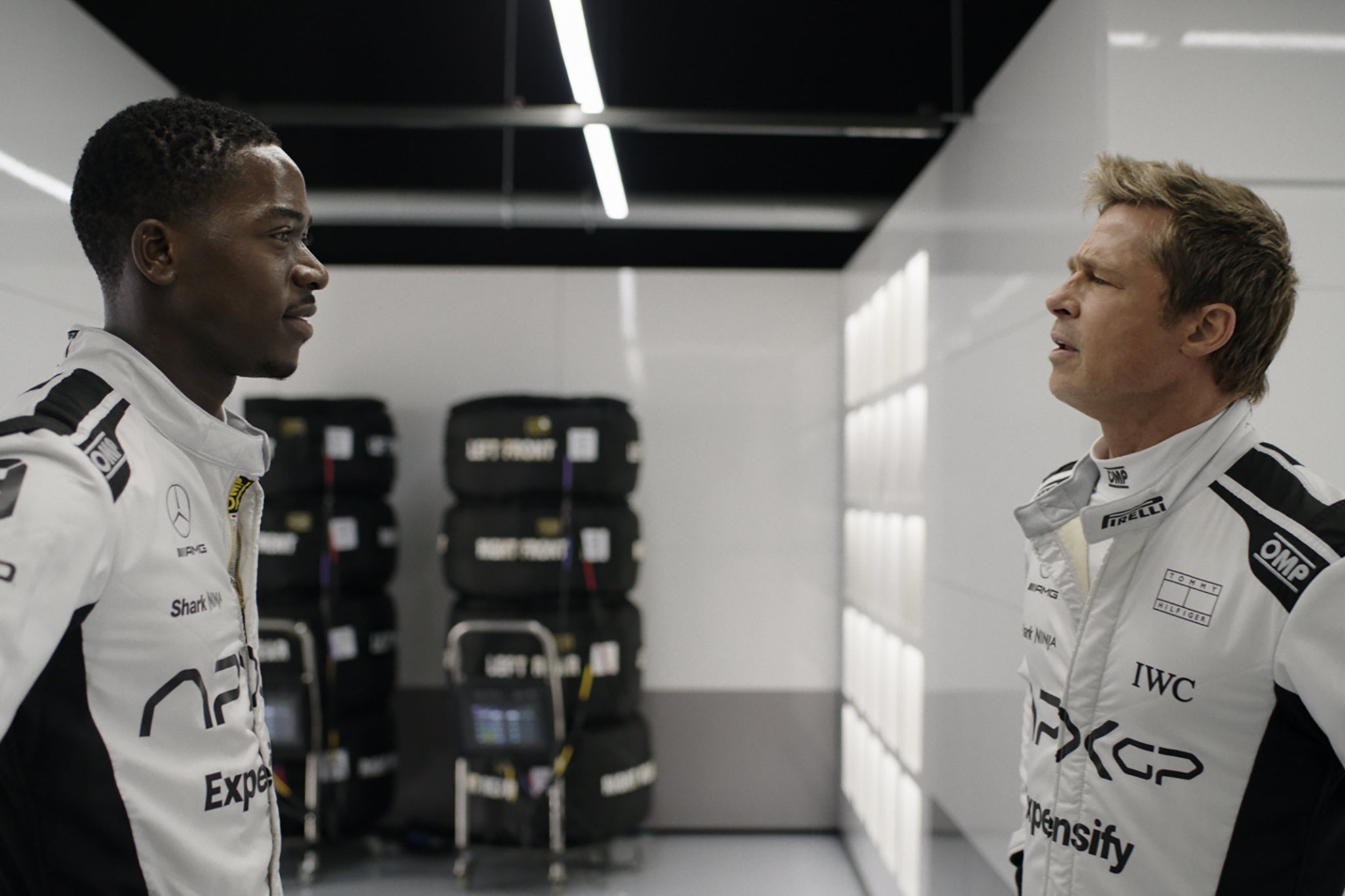 Damson Idris y Brad Pitt en ‘F1’