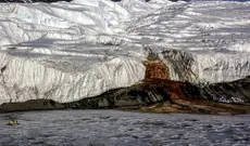 Revelan el enigma de las “cataratas de sangre” en la Antártida