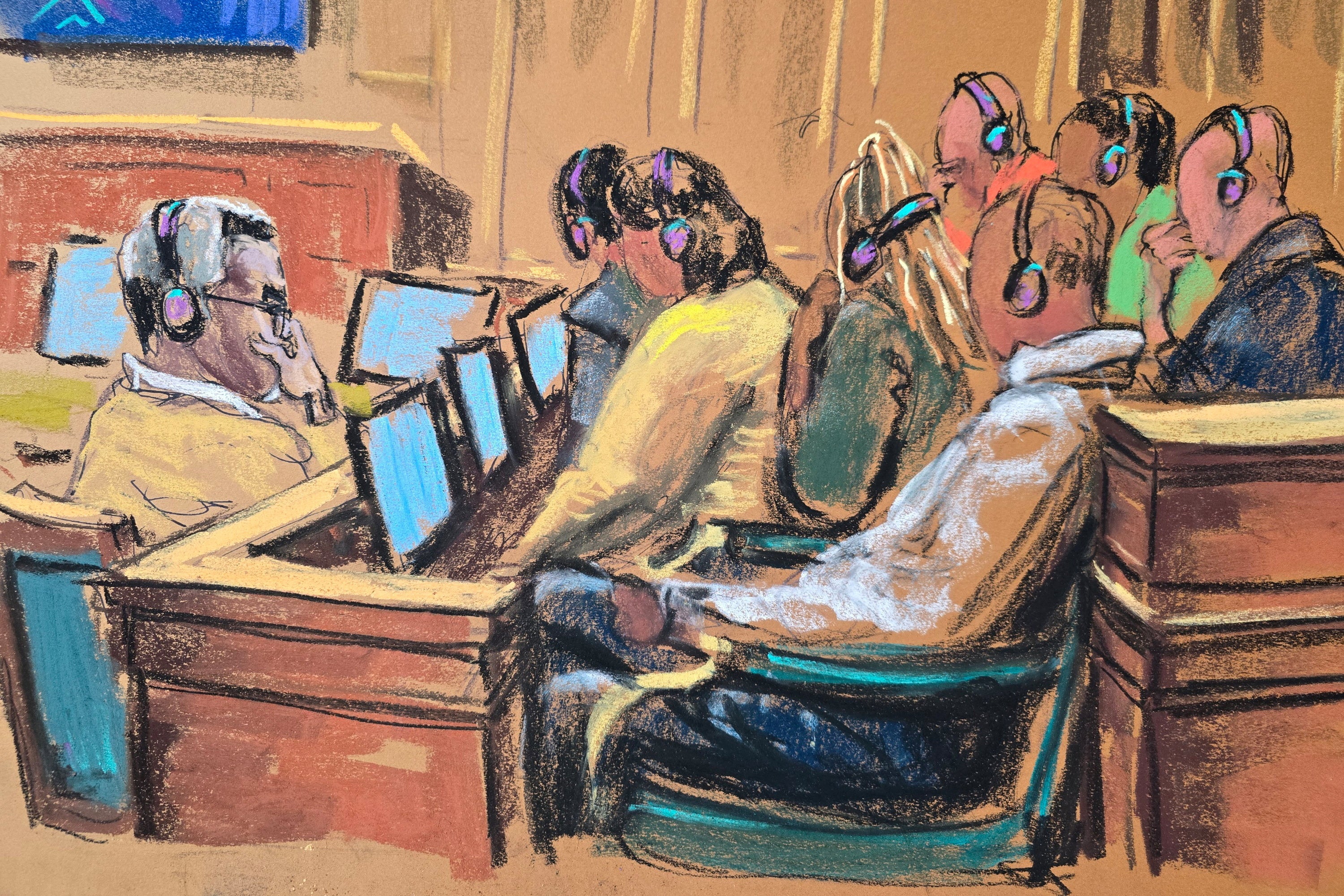 Los miembros del jurado, equipados con auriculares para que la galería no pudiera oír, vieron videos explícitos durante el juicio por tráfico sexual de Diddy por segundo día consecutivo