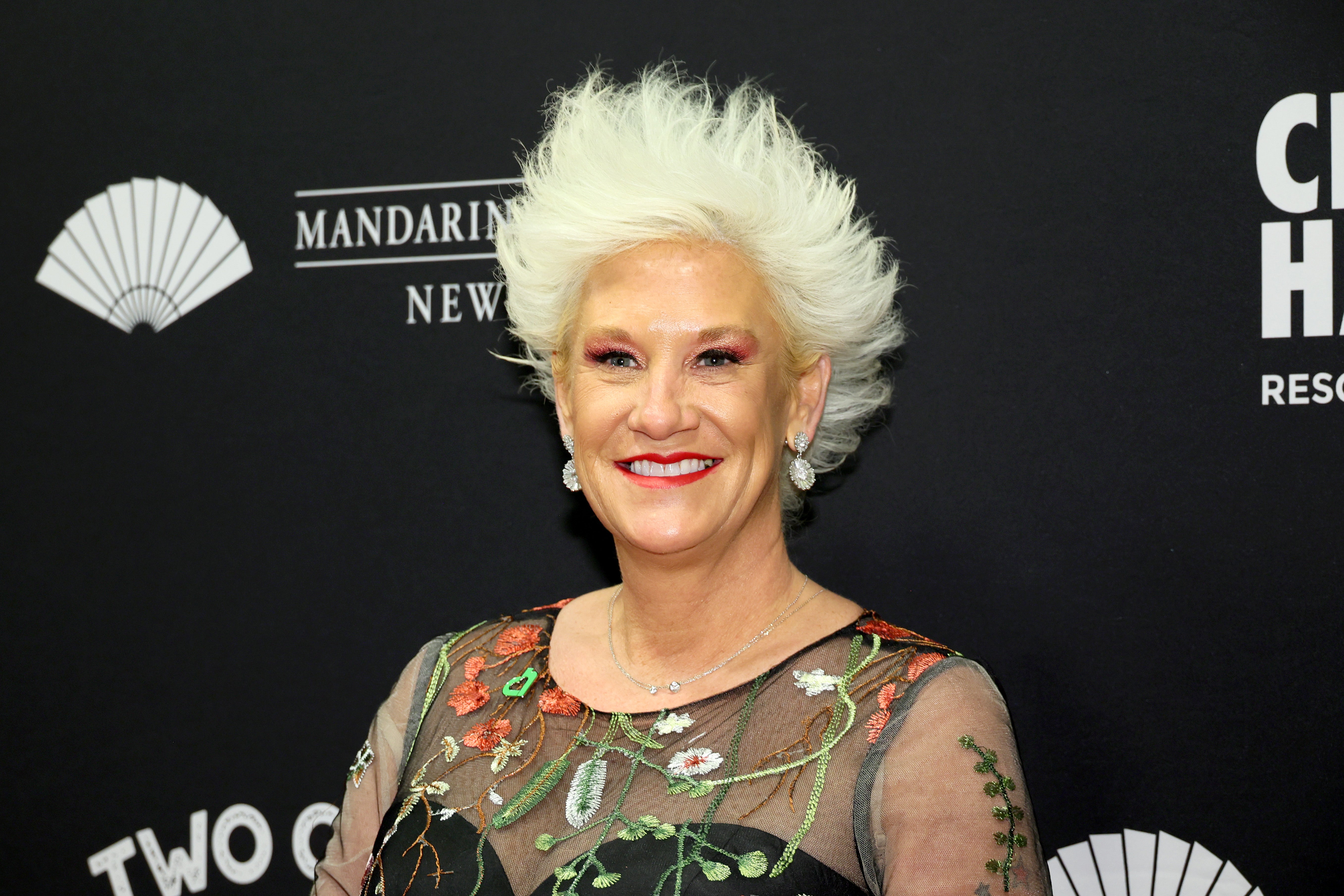 Anne Burrell, estrella de Food Network, sufrió un “paro cardíaco”