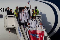 Diplomático cubano defiende misiones de médicos de su país en el extranjero ante la presión de EEUU