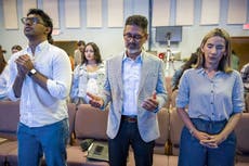 Religiosos nicaragüenses liberados de prisión dicen que la cárcel fortaleció su fe