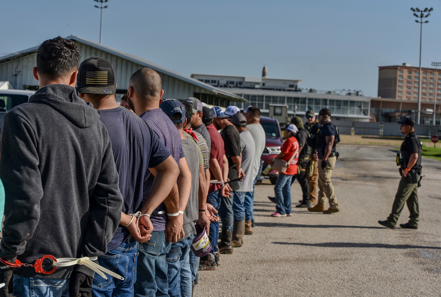 LUISIANA-HIPÓDROMO-INMIGRANTES DETENIDOS